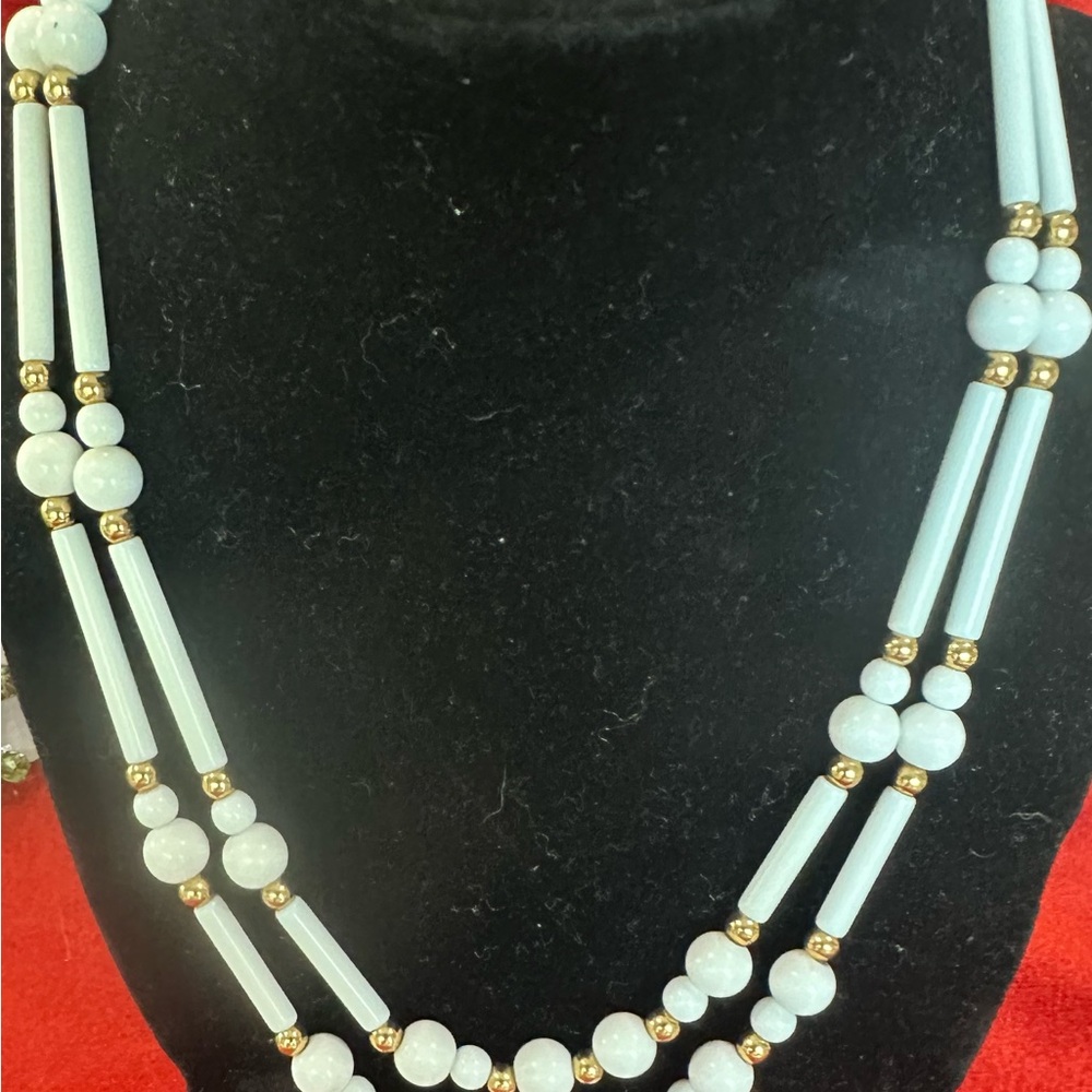Vintage Trifari White Beaded Necklace